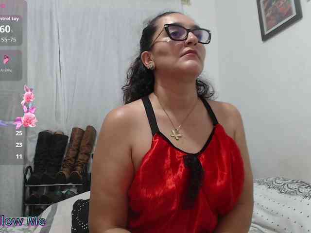 SaimaJayyeb webcam