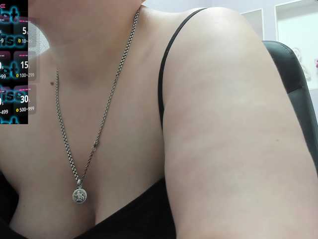 dolories live webcam show