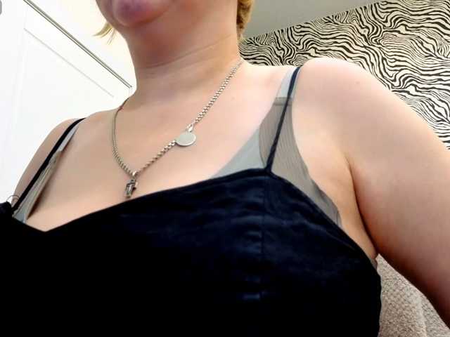 dolories live cam on BongaCams