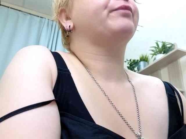 DollyMolli webcam