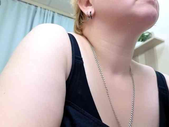 DollyMolli webcam