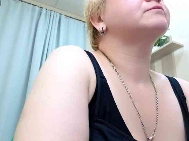 DollyMolli webcam