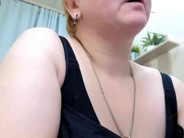 DollyMolli webcam