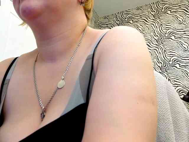 DollyMolli webcam