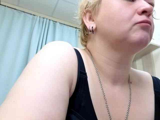 DollyMolli webcam