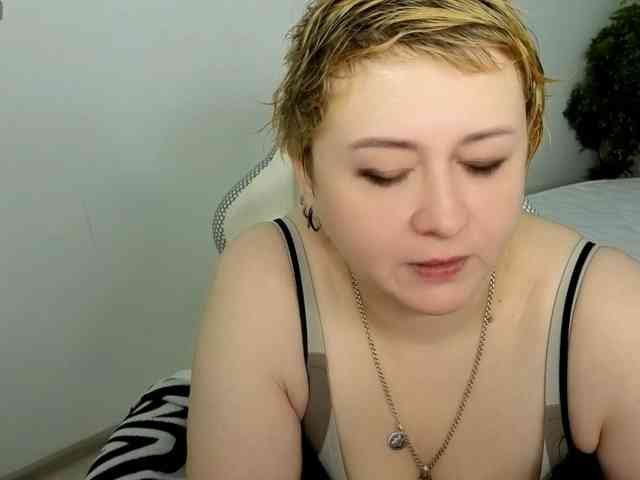 DollyMolli webcam