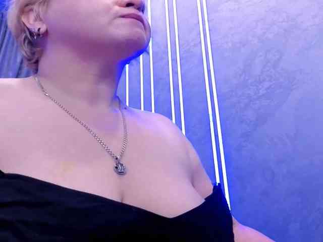 DollyMolli webcam