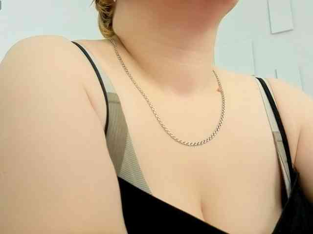 DollyMolli webcam