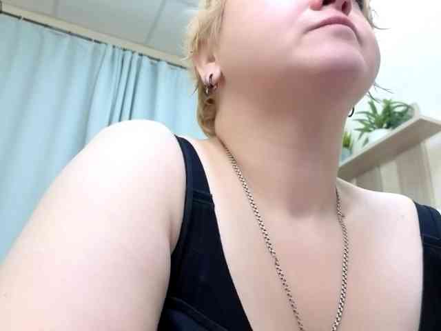 DollyMolli webcam
