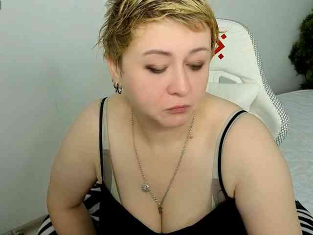 DollyMolli webcam