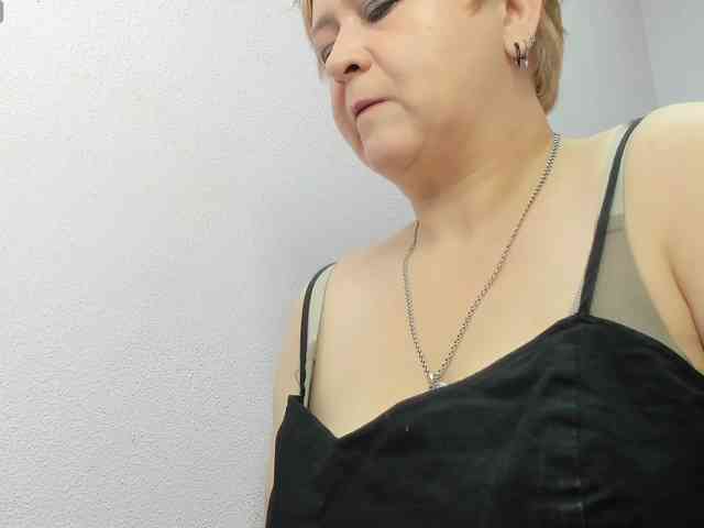 DollyMolli webcam