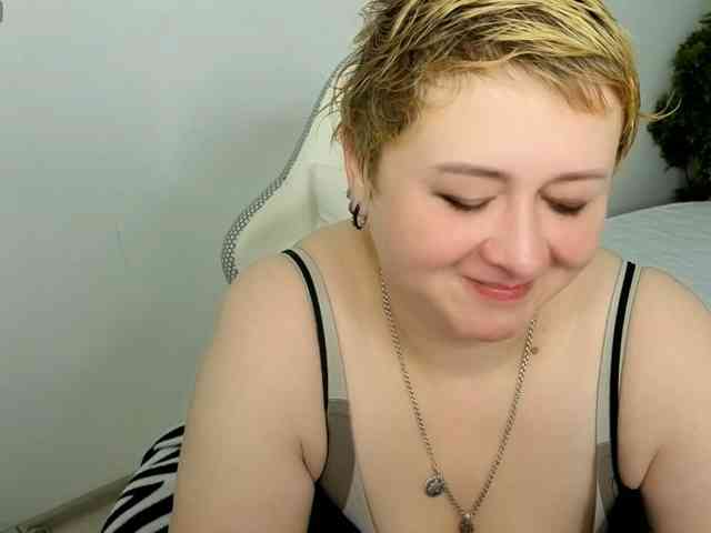 DollyMolli webcam