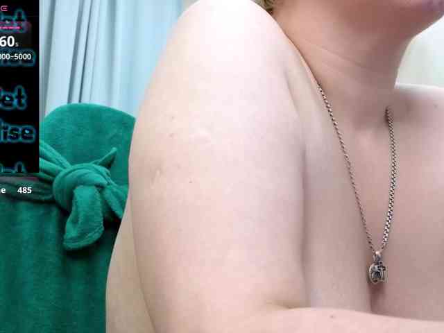 DollyMolli webcam