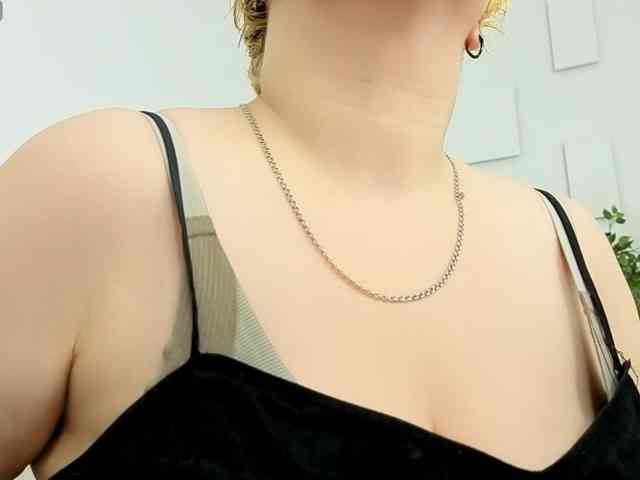 DollyMolli webcam