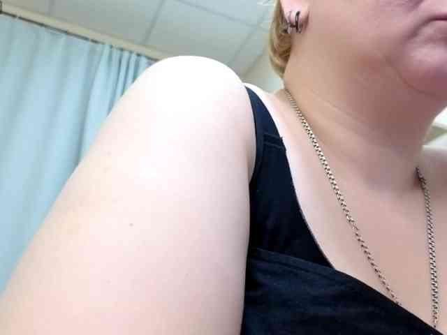 DollyMolli webcam