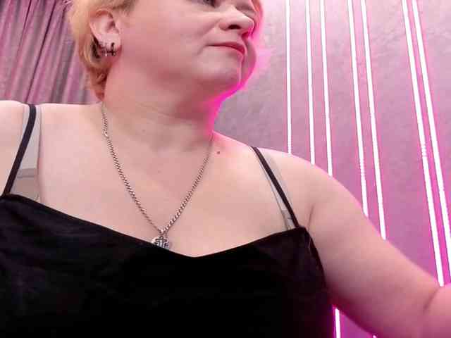 DollyMolli webcam