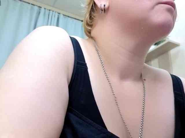 DollyMolli webcam