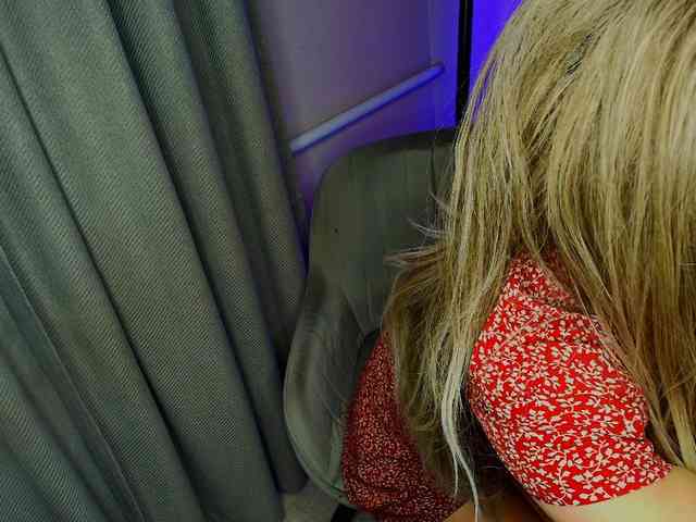 Leila-hot webcam