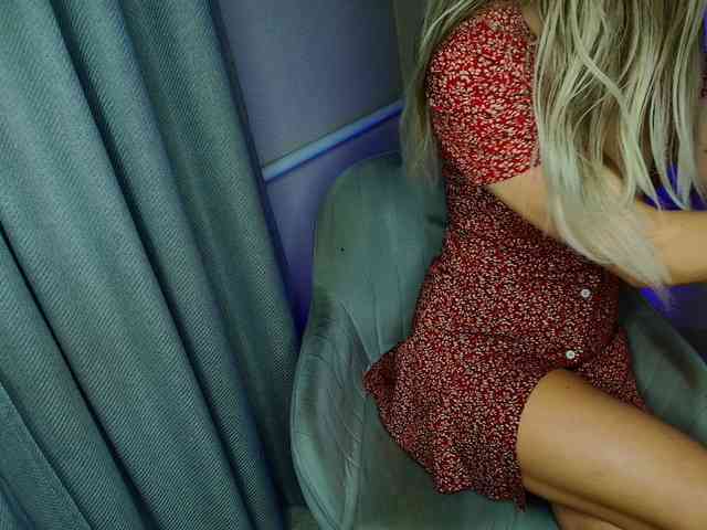 Leila-hot webcam