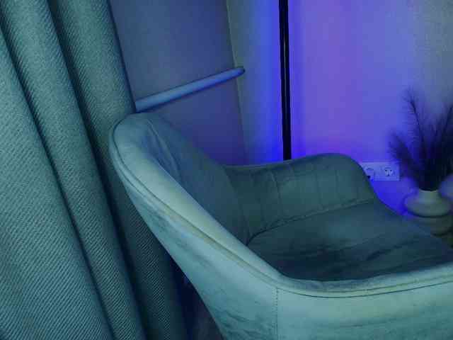 Leila-hot webcam