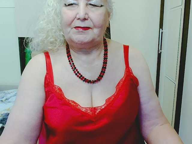 grannywants live sex show
