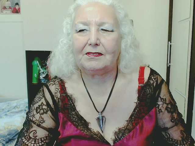 grannywants live cam on BongaCams
