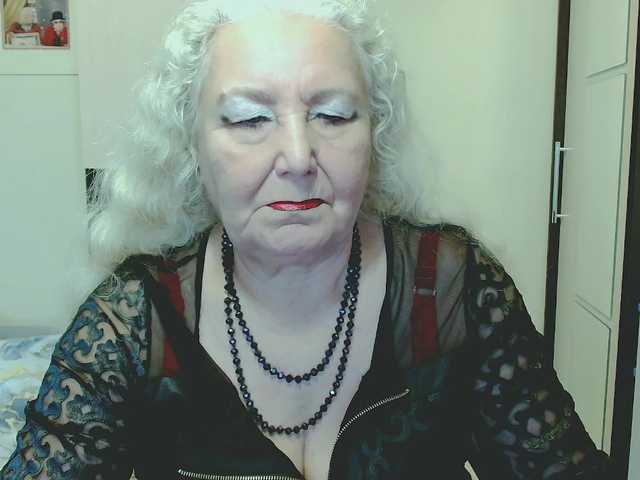 grannywants live cam on BongaCams