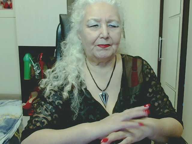 GrannyWants live cam preview