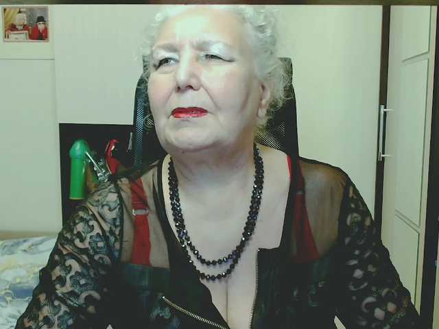 grannywants live cam on BongaCams