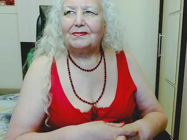 grannywants live cam on BongaCams