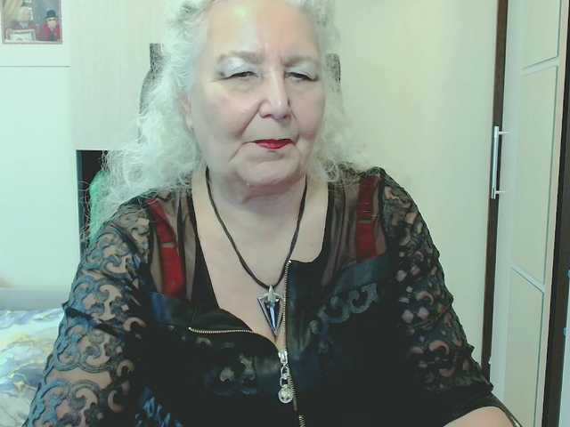 grannywants live cam on BongaCams