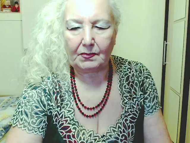 grannywants, live now on BongaCams