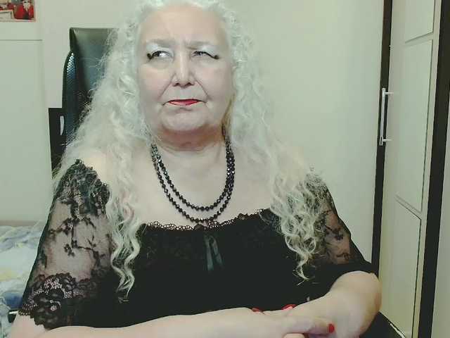grannywants live cam on BongaCams