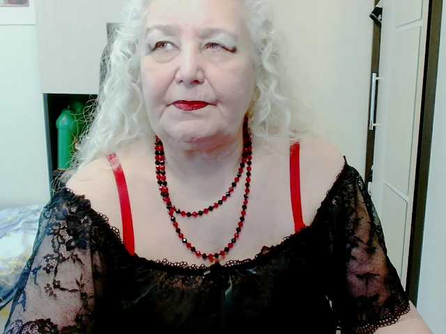 grannywants's BongaCams show and profile