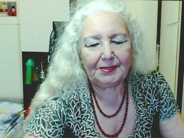 GrannyWants live cam preview