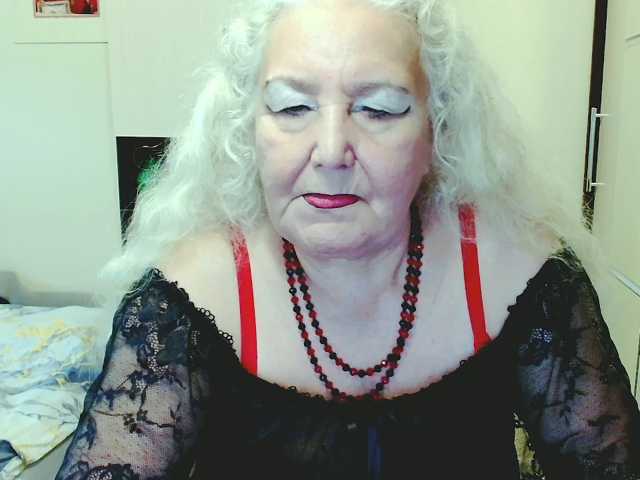 grannywants live cam on BongaCams