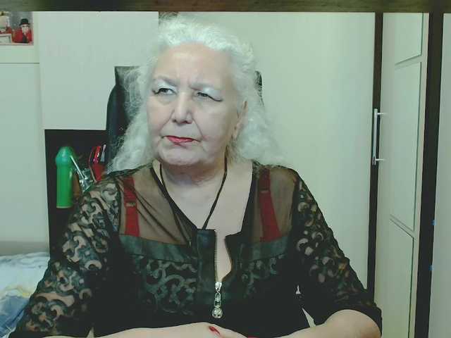GrannyWants live cam preview