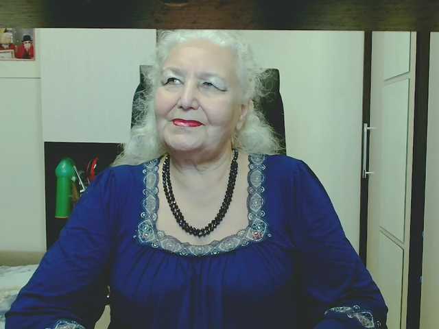 grannywants live cam on BongaCams