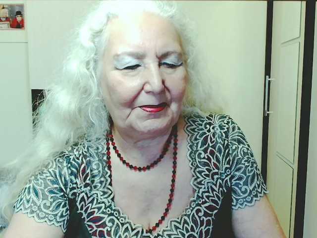 grannywants, en directo ahora en BongaCams