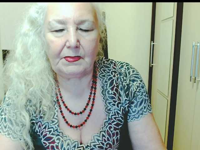 grannywants live cam on BongaCams