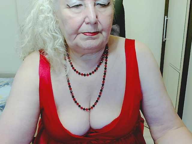 grannywants live cam on BongaCams