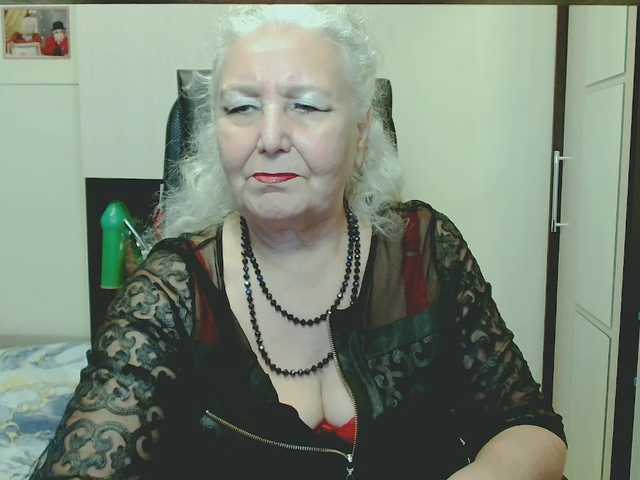 grannywants live cam on BongaCams
