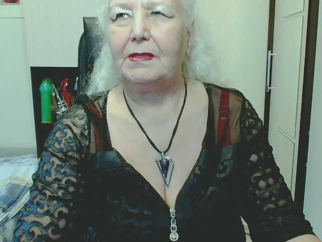 grannywants live cam on BongaCams