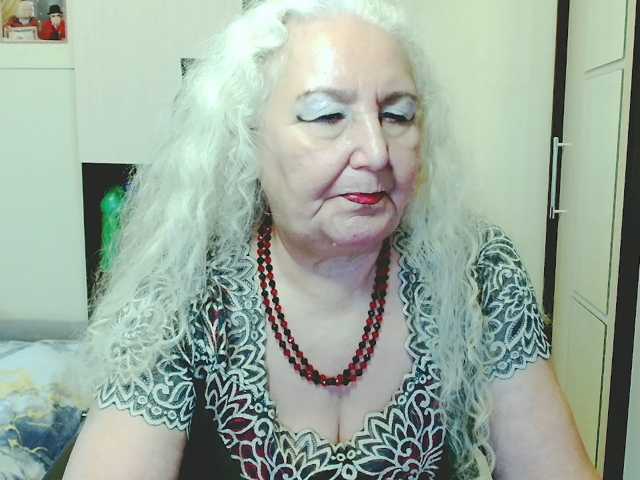 grannywants live cam on BongaCams