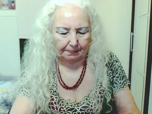 grannywants, live now on BongaCams