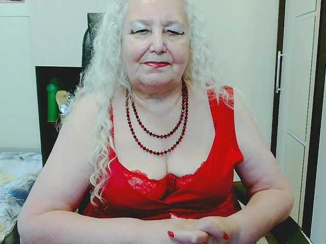 grannywants live show