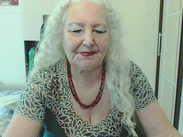 go to chat with GrannyWants