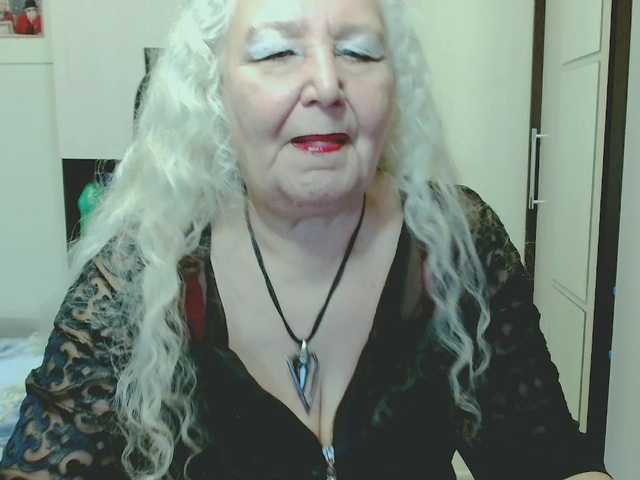 GrannyWants live cam preview