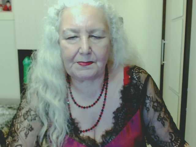 grannywants live cam on BongaCams