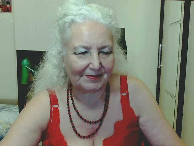 grannywants live cam on BongaCams